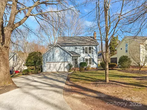 Exterior - 10513 Danesway Ln, Cornelius, NC 28031 photo 9 of 10