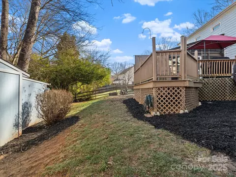 Exterior - 10513 Danesway Ln, Cornelius, NC 28031 photo 7 of 10