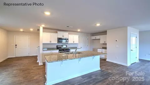 866 Two Brothers Ln, York, SC 29745