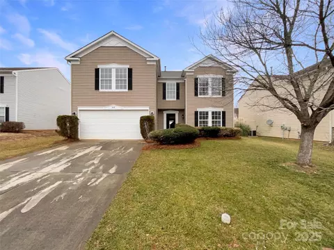 3418 Pikes Peak Dr, Gastonia, NC 28052