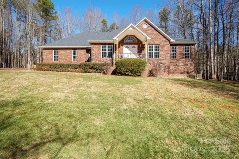 6238 Mountain Vine Ave, Kannapolis, NC 28081