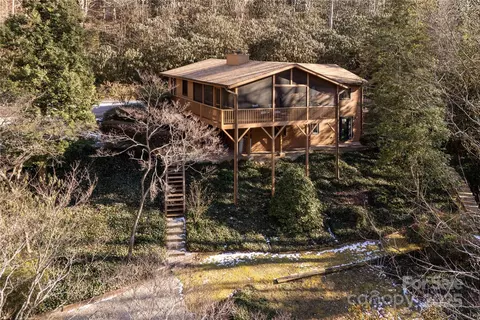8 Priscilla Ln, Penrose, NC 28766