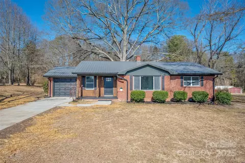 2197 Ferry Rd, Mooresboro, NC 28114