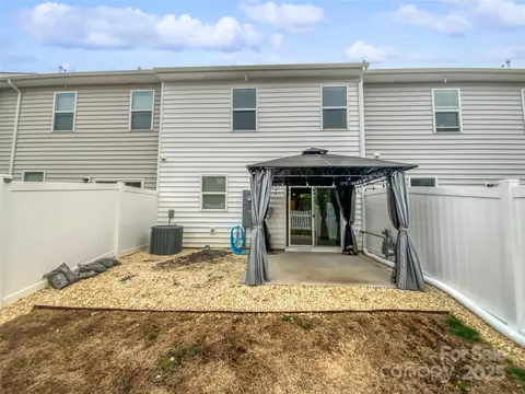 3758 Yorkshire Pl, Terrell, NC 28682 photo 8