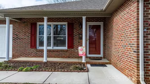 Exterior - 125 1st N Ave N, Conover, NC 28613 photo 2 of 2