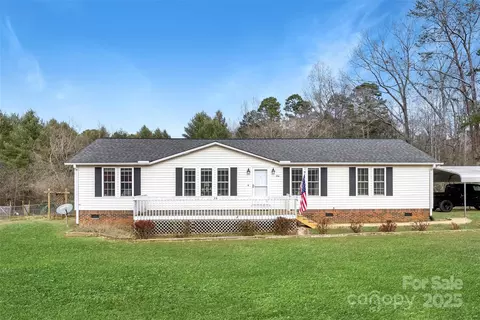 210 New Bethel Church Rd, Lawndale, NC 28090