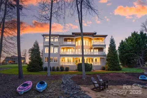 237 Wilson Lake Rd, Mooresville, NC 28117