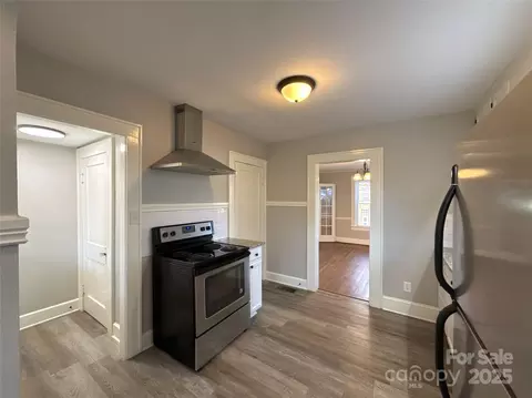 330 E Main St, Albemarle, NC 28001 photo 14