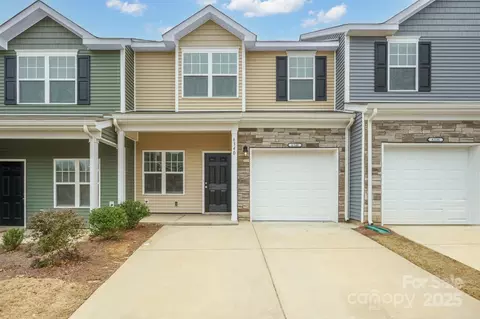 6340 Revolutionary Trl, Charlotte, NC 28217