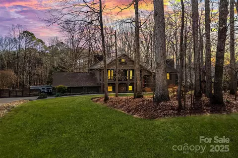 1703 Fairway Dr, Newton, NC 28658