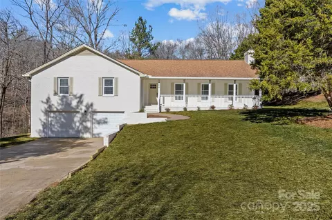 706 Brook Forest Dr, Belmont, NC 28012