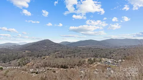 52 Arabella Ln, Arden, NC 28704