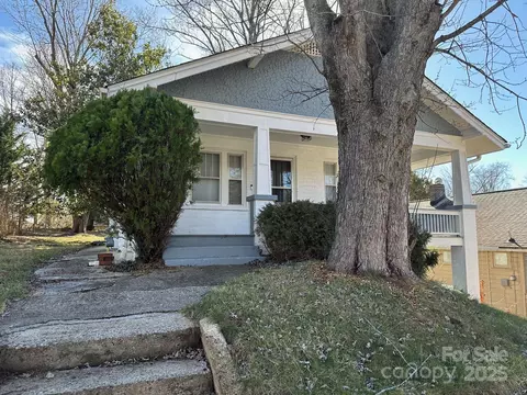 108 Salola St, Asheville, NC 28806