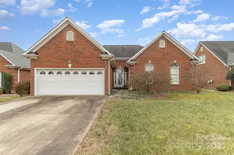 2134 Pinefield Ct, Gastonia, NC 28056