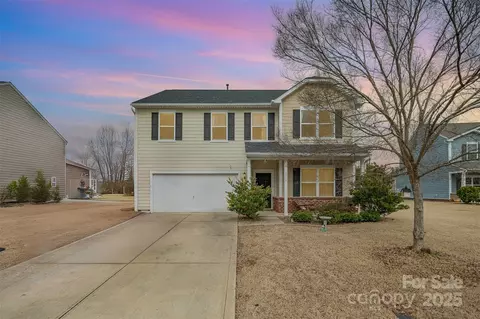 1015 Perennial Ln, Indian Trail, NC 28079