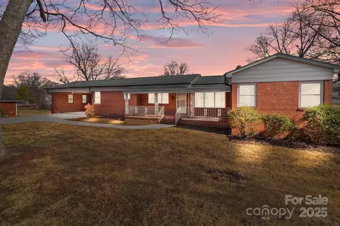 200 11th St, Spencer, NC 28159