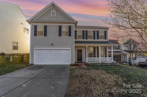 3701 Catawba Creek Dr, Gastonia, NC 28056