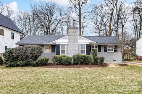 518 Hollis Rd, Charlotte, NC 28209