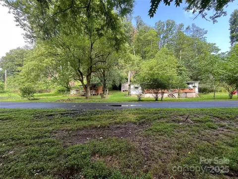 791 Lower Shut In Rd, Hot Springs, NC 28743