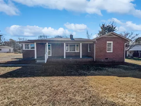 2042 Country Ct, Rock Hill, SC 29732
