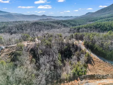 2002 Deep Gap Farm E Rd E, Mill Spring, NC 28756 photo 17