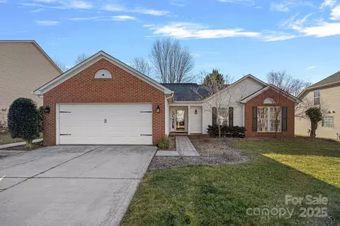 11414 Coreopsis Rd, Charlotte, NC 28213