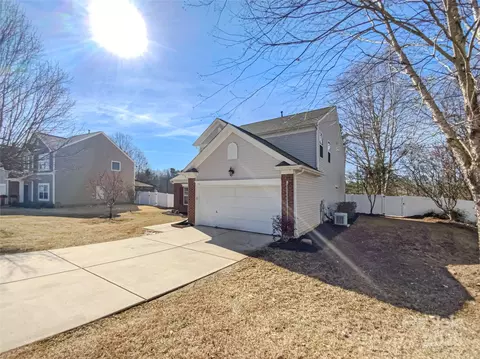 133 Jacobs Woods Cir, Troutman, NC 28166
