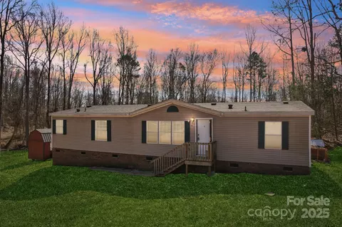 1149 Rollingbrook Ct, Kings Mountain, NC 28086
