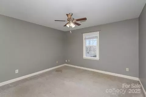 Bedroom - 2102 Sipe Rd, Conover, NC 28613 photo 4 of 4
