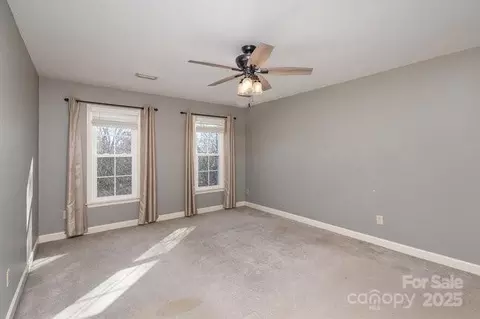 Bedroom - 2102 Sipe Rd, Conover, NC 28613 photo 1 of 4