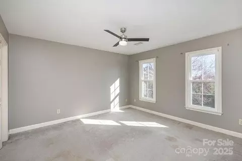 Bedroom - 2102 Sipe Rd, Conover, NC 28613 photo 2 of 4