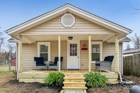 222 Browning Rd, Waynesville, NC 28786