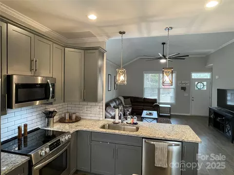 401 Fourth St, Stanley, NC 28164 photo 13