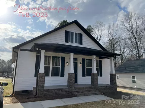 401 Fourth St, Stanley, NC 28164 photo 3