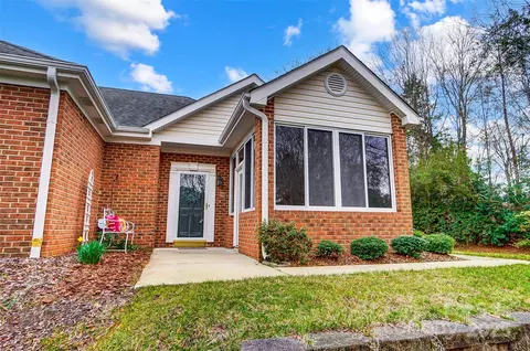 8405 Olde Troon Dr, Charlotte, NC 28277