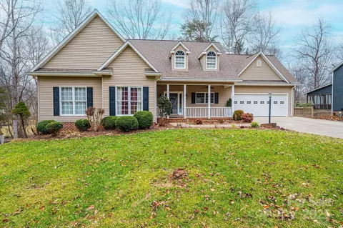 1024 Williamsburg Ne Dr NE, Lenoir, NC 28645
