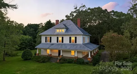 2948 W Main St, Claremont, NC 28610