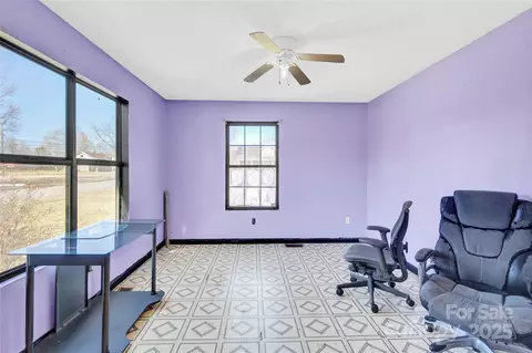 115 E Geroid St, Salisbury, NC 28144 photo 3