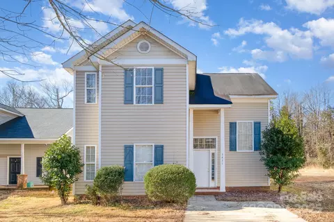 3821 Bullard St, Charlotte, NC 28208