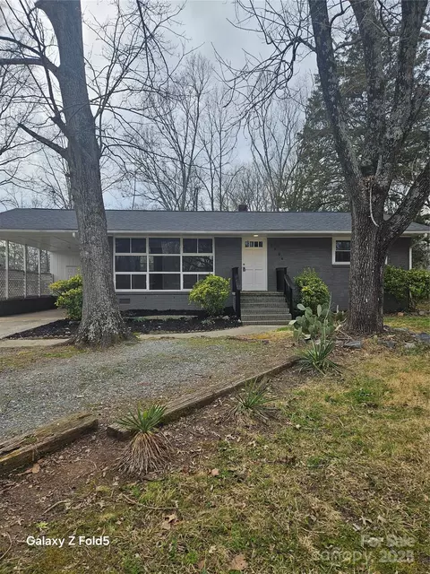 1064 S Stonewall Ave, Rock Hill, SC 29732
