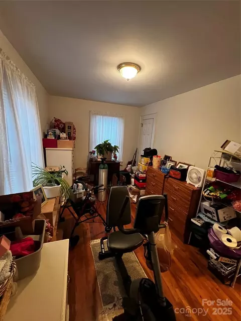 Bedroom - 528 1st E St E, Conover, NC 28613 photo 3 of 3