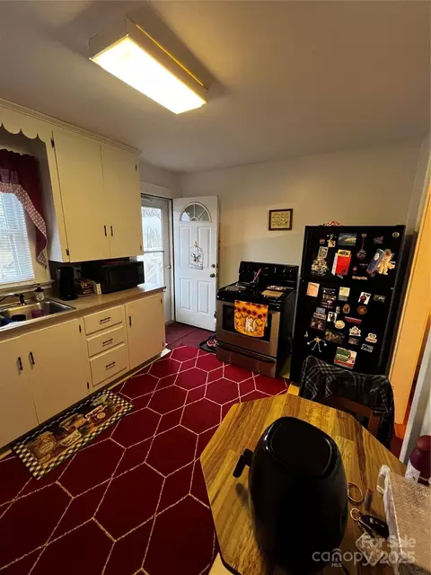 Kitchen - 528 1st E St E, Conover, NC 28613 photo 1 of 3