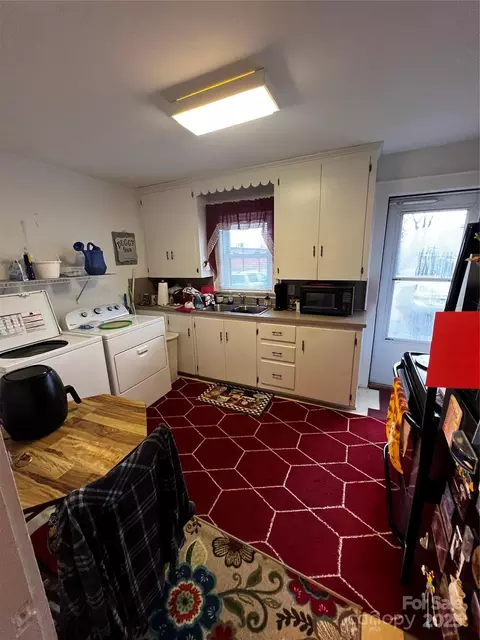 Kitchen - 528 1st E St E, Conover, NC 28613 photo 2 of 3