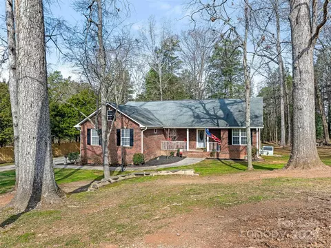 5904 Bryant Ln, Waxhaw, NC 28173