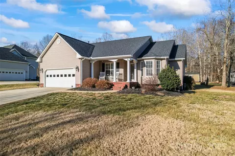489 Maple Ridge Cir, Salisbury, NC 28147