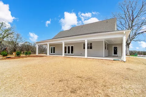 Exterior - 3428 Greene Rd, Monroe, NC 28110 photo 7 of 9