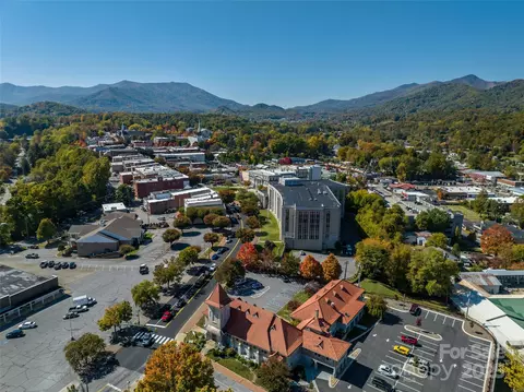 99999 Spruce Patch Ln, Sylva, NC 28779 photo 14