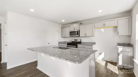 143 Callie River Ct, Clyde, NC 28721 photo 7