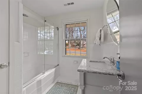 4238 Wright Ave, Charlotte, NC 28211 photo 33