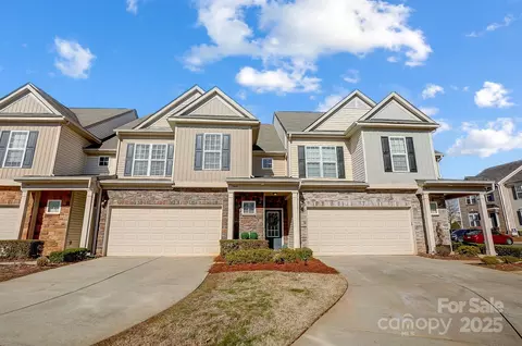 5806 Glassport Ln, Charlotte, NC 28210